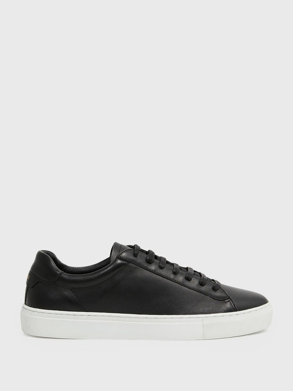 Leather Low-Top Trainers in Black | Reiss