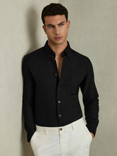 Slim-Fit Button-Down Collar Cotton Oxford Shirt in Black | Reiss Near Me