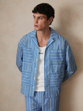 | Ché Poplin Stripe Pocket Shirt in Bright Blue/White | Reiss US