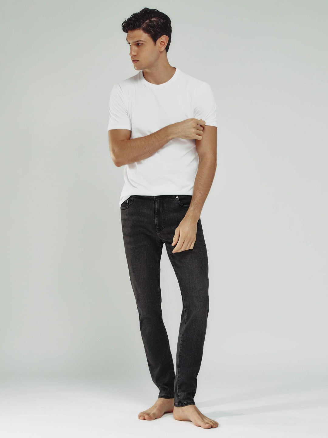Tapered Slim-Fit Jeans in Washed Black | Reiss US
