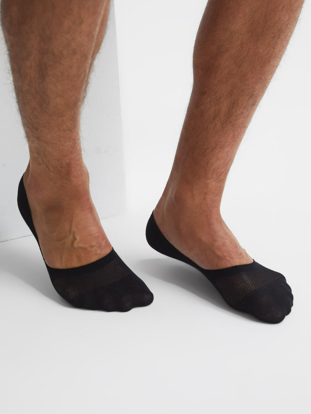 Trainer Socks in Black | Reiss Near Me