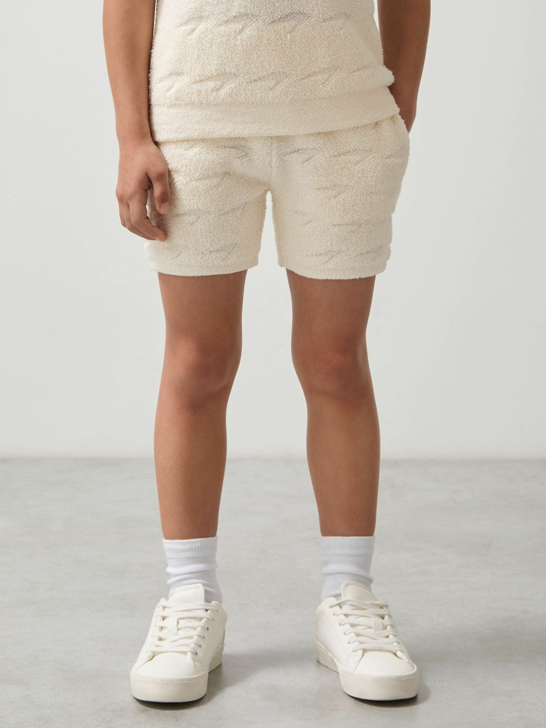 9-13 yrs McLaren F1 Team Speedmark Terry Shorts in White | Reiss Near Me
