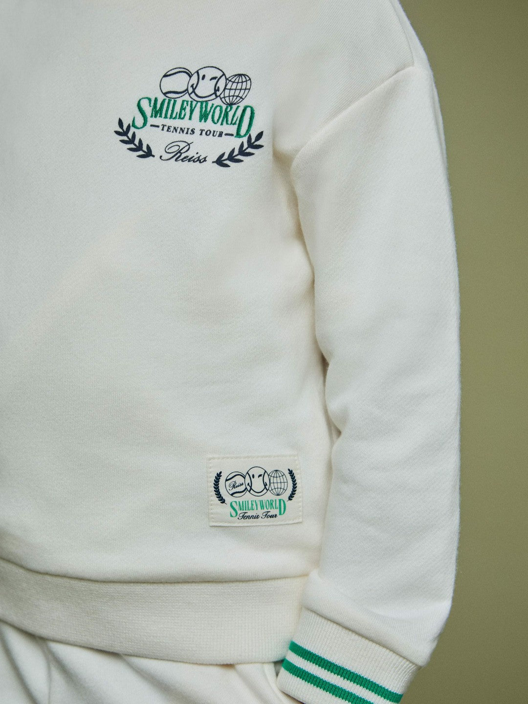 13-14 yrs SmileyWorld Logo Sweatshirt Unisex Fit in White | Reiss Discount