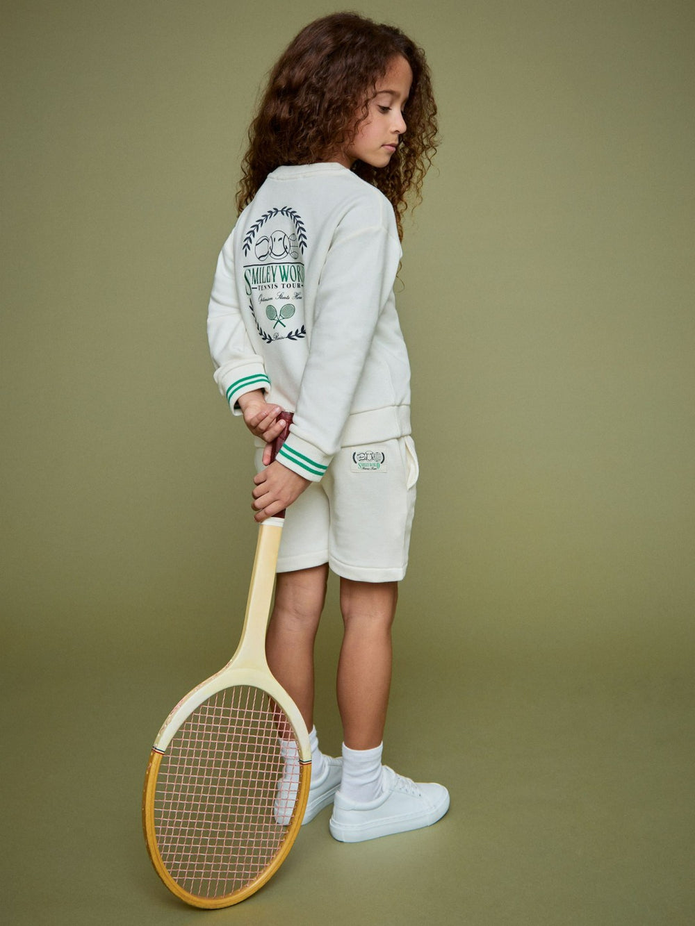 13-14 yrs SmileyWorld Logo Sweatshirt Unisex Fit in White | Reiss Discount