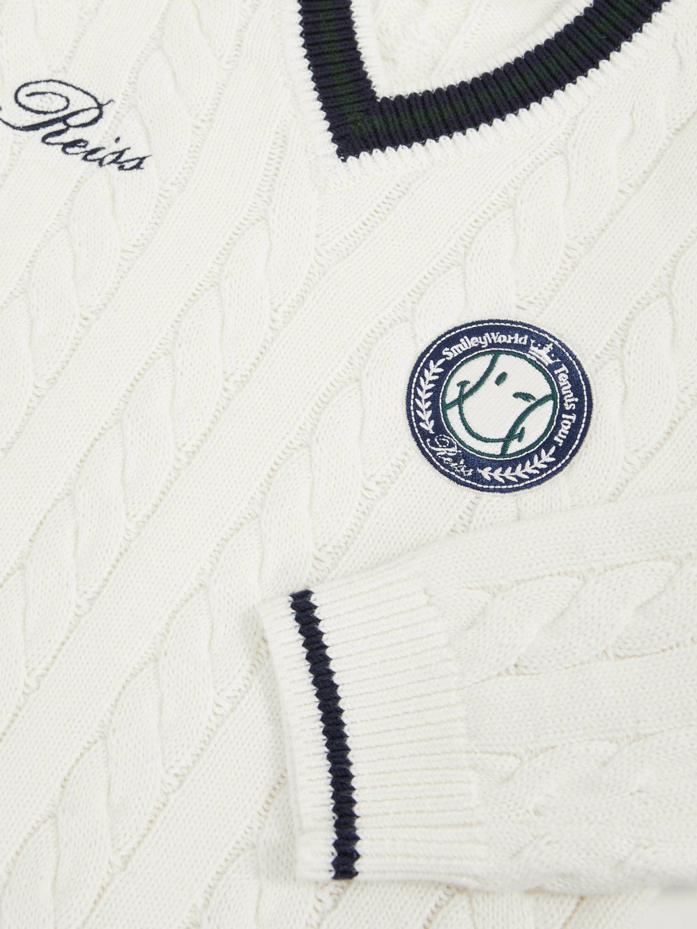 3-9 yrs SmileyWorld Cable-Knit Jumper Unisex Fit in Off White | Reiss Near Me