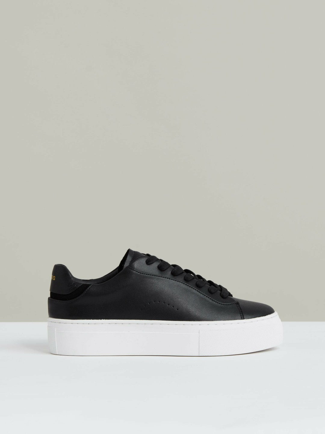 Leather Low-Top Trainers in Black | Reiss For Sale