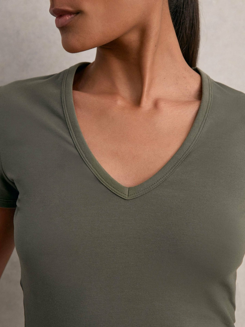Stretch Cotton V-Neck T-Shirt in Khaki Green | Reiss Sale