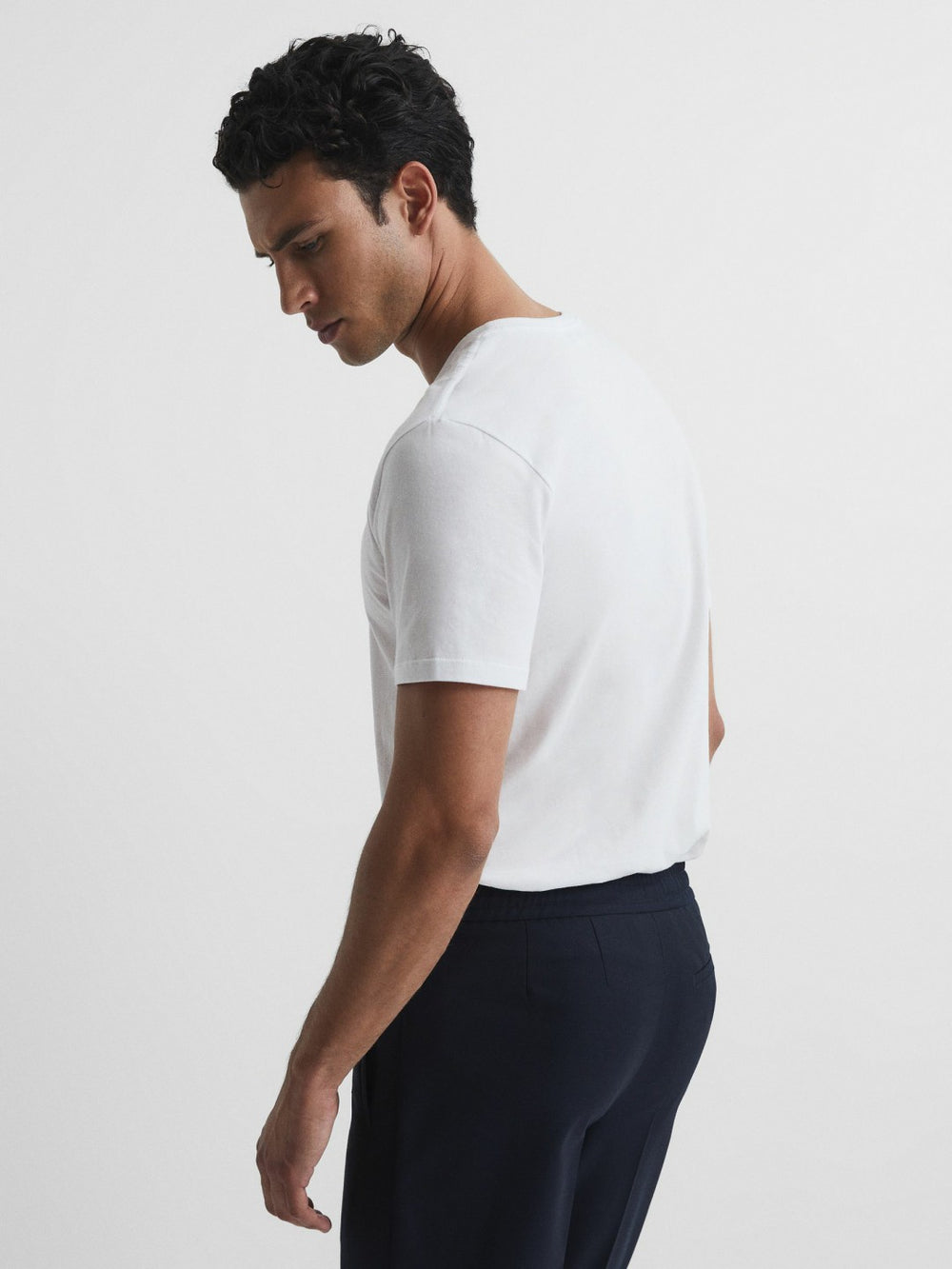 Three Pack Of Crew Neck T-shirts in White | Reiss US