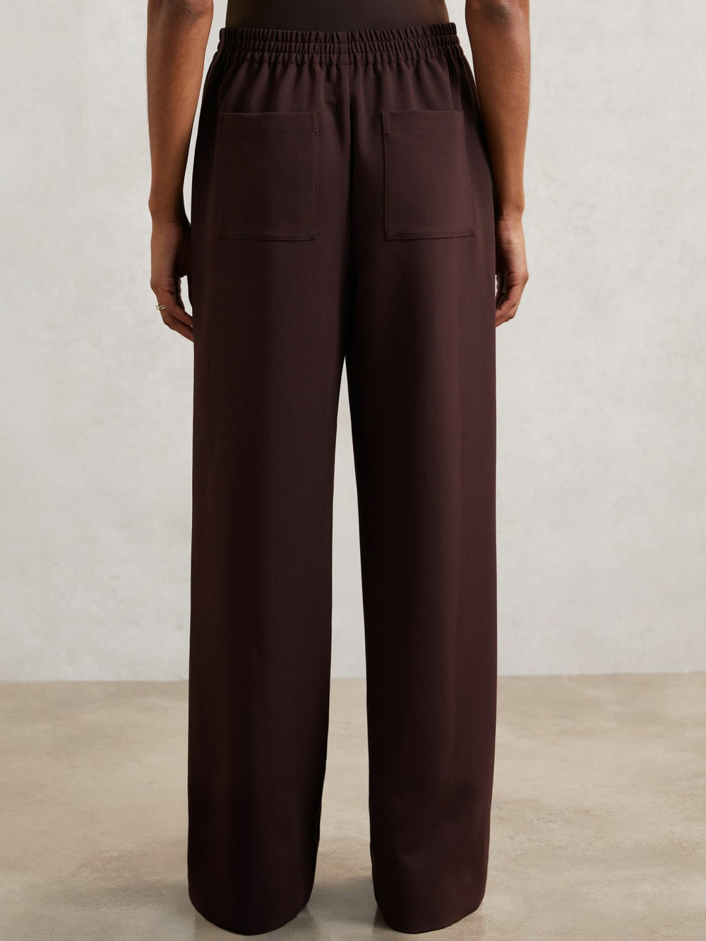 Petite Wide Leg Elasticated Waist Trousers in Burgundy | Reiss Near Me